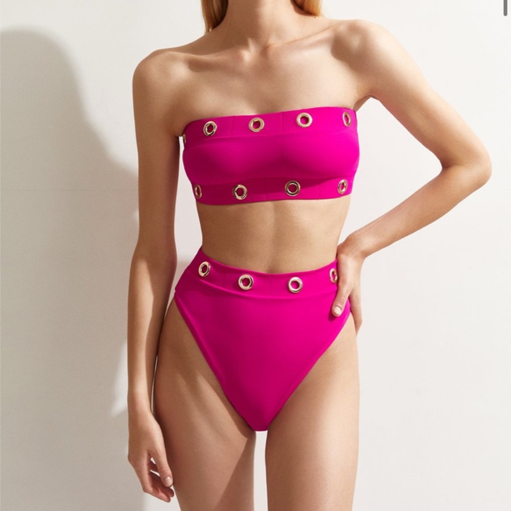 LOOKING FOR OYE SWIMWEAR arya bikini set